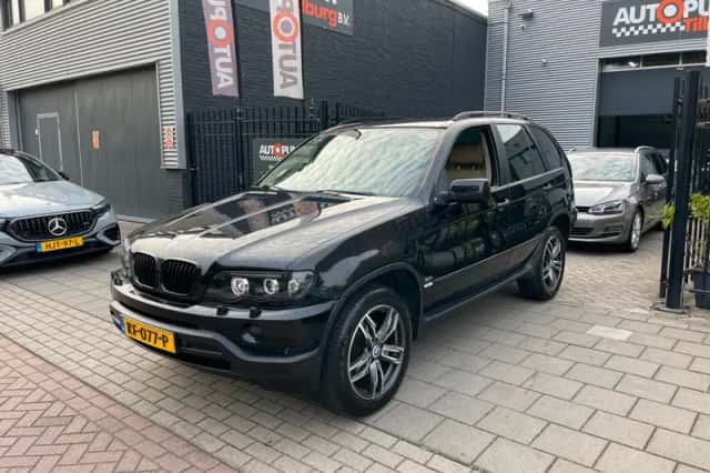 BMW X5 (2002) thumbnail 1