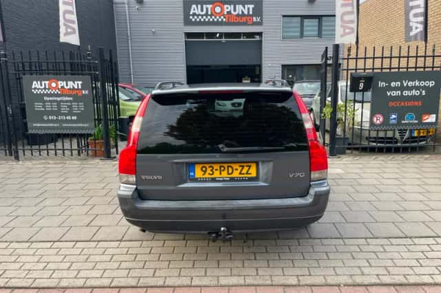Volvo V70 (2004) thumbnail 5