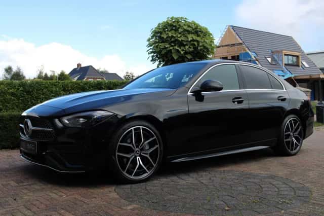 Mercedes-Benz C-Klasse (2022) thumbnail 2