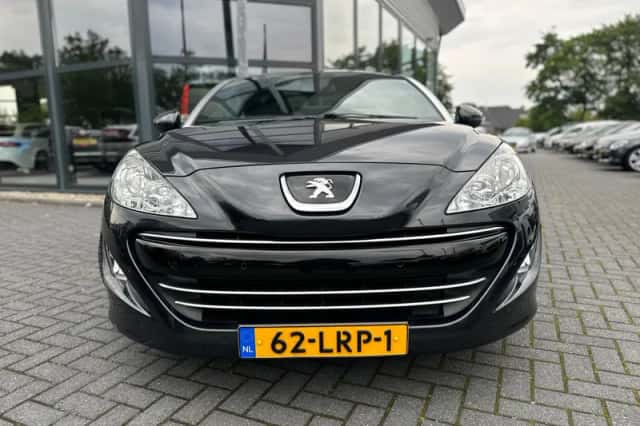 Peugeot RCZ (2010) thumbnail 3