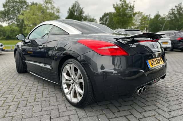 Peugeot RCZ (2010) thumbnail 6