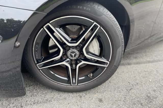 Mercedes-Benz E-Klasse (2022) thumbnail 2