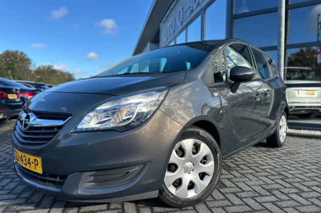 Opel Meriva (2015) thumbnail 1