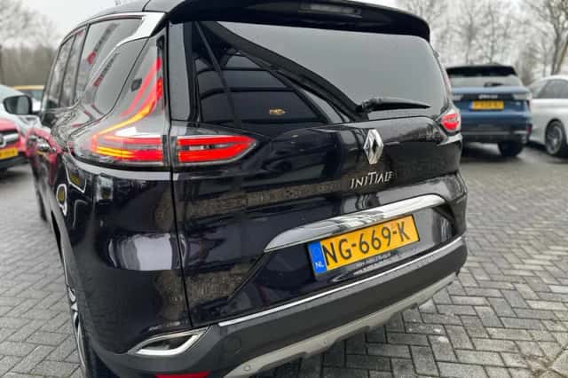 Renault Espace (2015) thumbnail 6