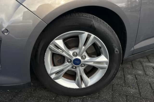 Ford Grand C-Max (2013) thumbnail 2
