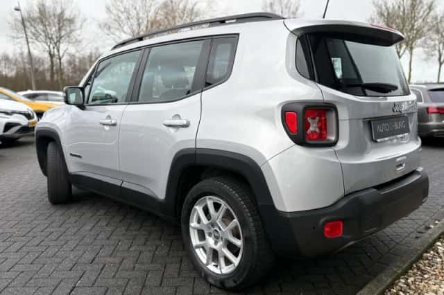 Jeep Renegade (2020) thumbnail 5