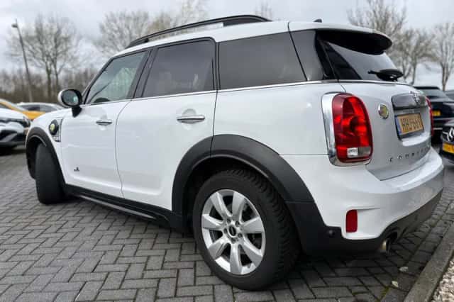 MINI Countryman (2019) thumbnail 5