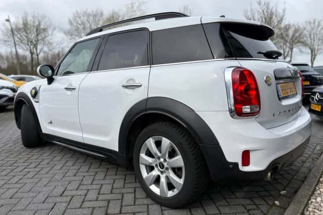 MINI Countryman (2019) thumbnail 6