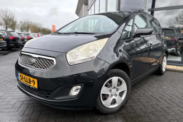 Kia Venga (2010) thumbnail 1