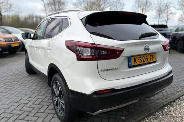 Nissan Qashqai (2020) thumbnail 4