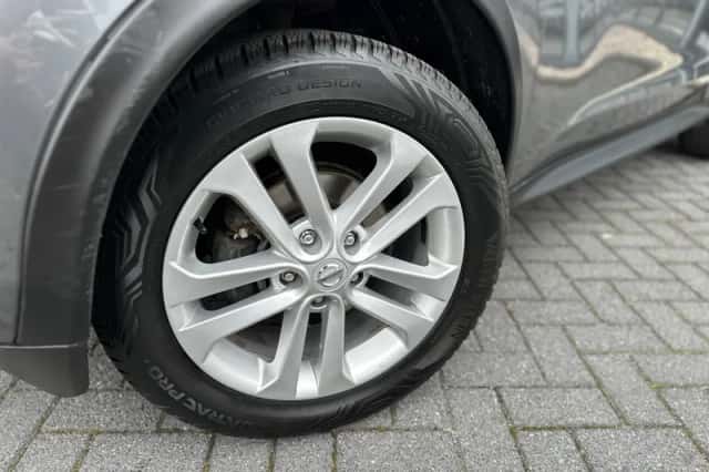 Nissan Juke (2013) thumbnail 2