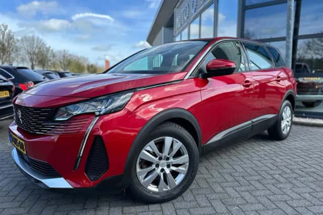 Peugeot 5008 (2021) thumbnail 1