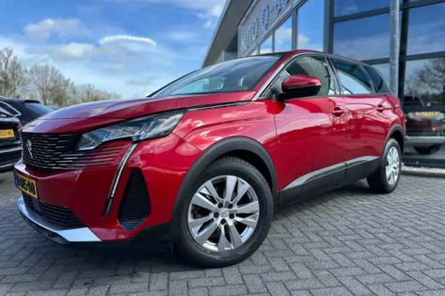 Peugeot 5008 (2021) thumbnail 6