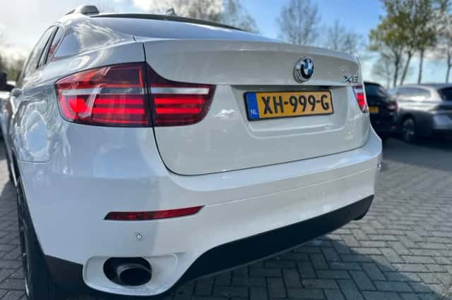 BMW X6 (2013) thumbnail 2