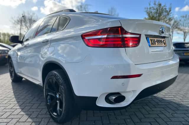 BMW X6 (2013) thumbnail 3