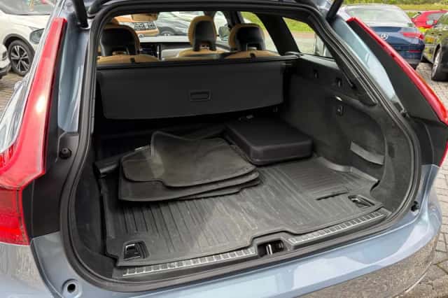 Volvo V90 (2017) thumbnail 6