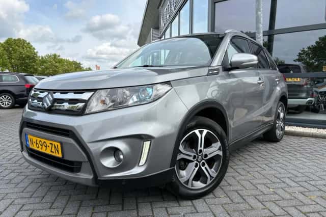 Suzuki Vitara (2018) thumbnail 1