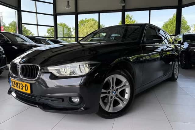 BMW 3-Serie (2016) thumbnail 1