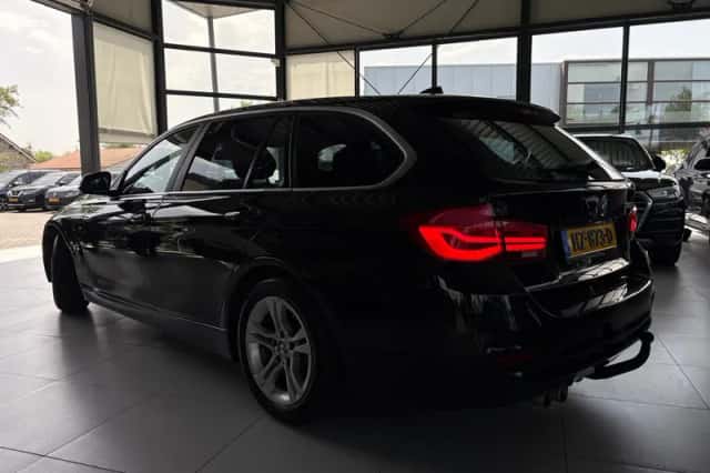 BMW 3-Serie (2016) thumbnail 4
