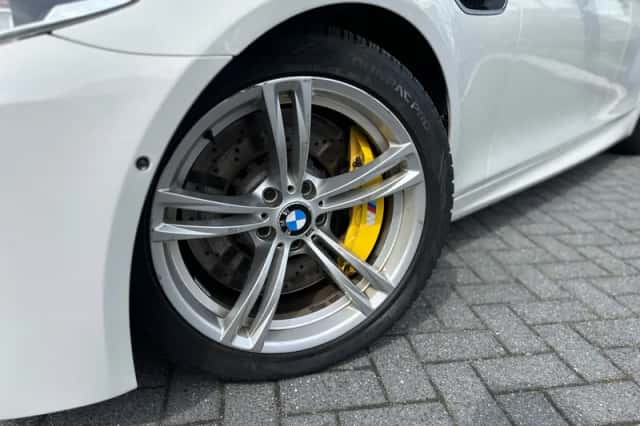BMW 5-Serie (2015) thumbnail 3