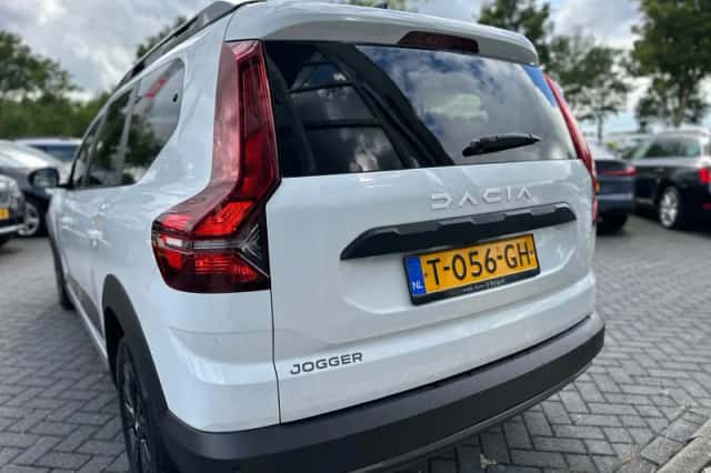 Dacia Jogger (2023) thumbnail 6