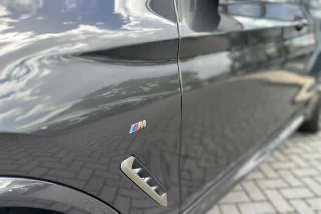 BMW X3 (2018) thumbnail 3