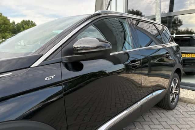 Peugeot 5008 (2023) thumbnail 3