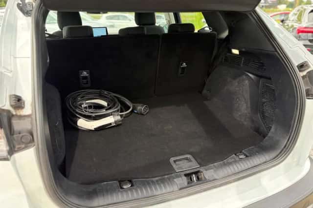 Ford Kuga (2021) thumbnail 6