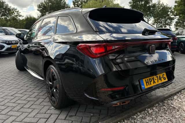 CUPRA Leon Sportstourer (2021) thumbnail 5