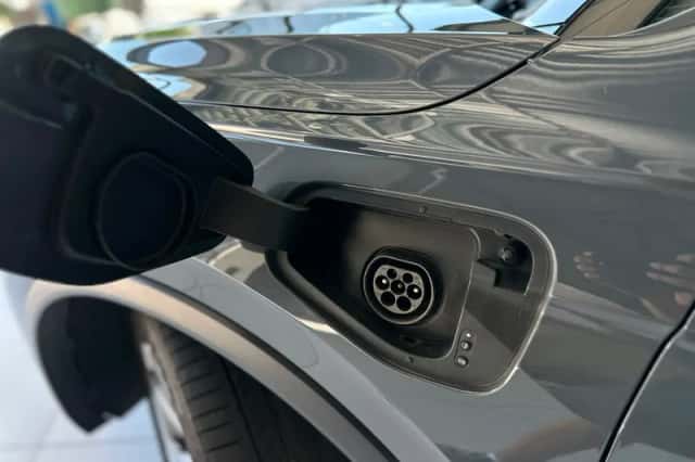 Volkswagen Tiguan (2022) thumbnail 4
