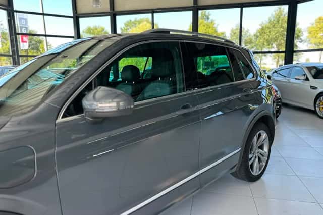 Volkswagen Tiguan (2022) thumbnail 5
