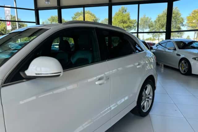 Audi Q3 (2015) thumbnail 5
