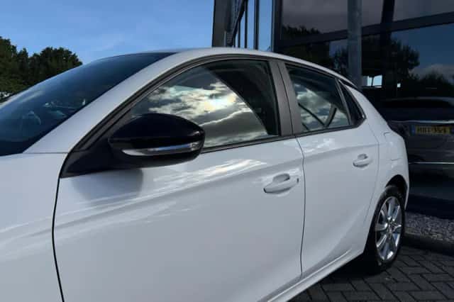 Opel Corsa (2022) thumbnail 3