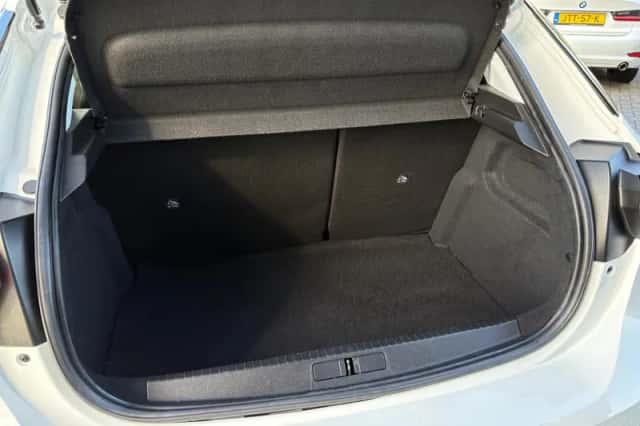 Opel Corsa (2022) thumbnail 6