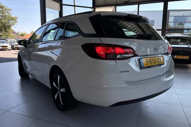 Opel Astra Sports Tourer (2020) thumbnail 5