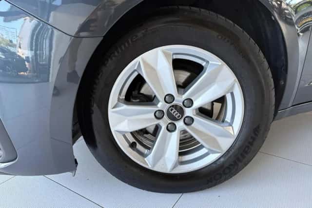 Audi A1 (2021) thumbnail 2