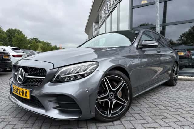 Mercedes-Benz C-Klasse (2019) thumbnail 2