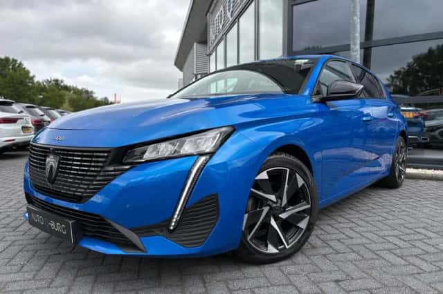 Peugeot 308 (2023) thumbnail 1