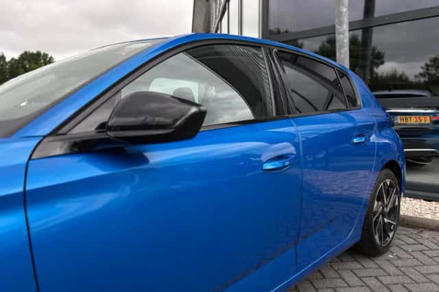 Peugeot 308 (2023) thumbnail 4