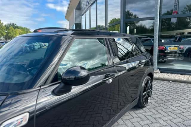 MINI Clubman (2018) thumbnail 6