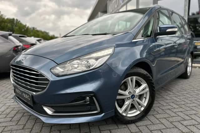 Ford Galaxy (2023) thumbnail 3