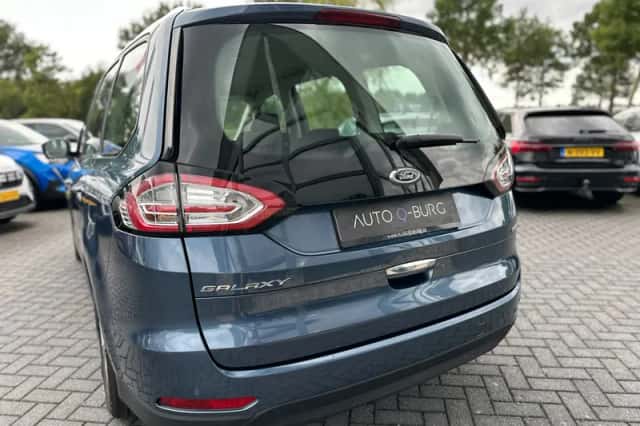 Ford Galaxy (2023) thumbnail 5