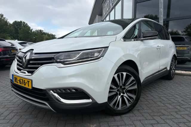 Renault Espace (2016) thumbnail 1
