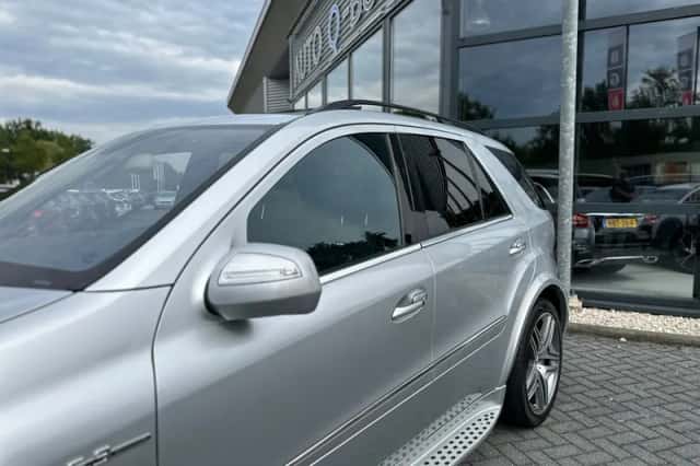 Mercedes-Benz ML-Klasse (2006) thumbnail 4
