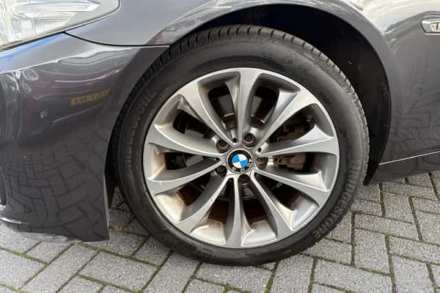 BMW 5-Serie (2016) thumbnail 2