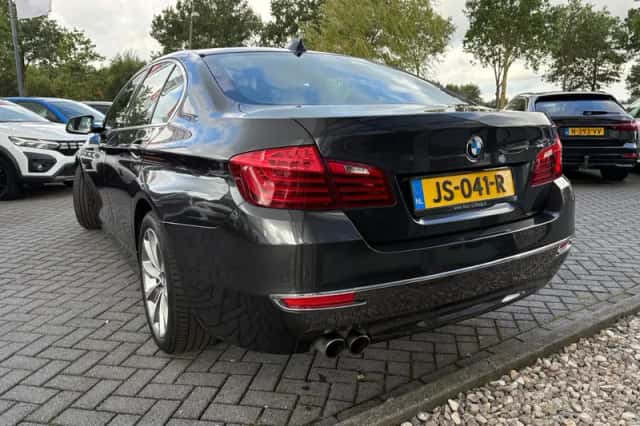 BMW 5-Serie (2016) thumbnail 5