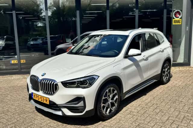 BMW X1 (2020) thumbnail 2