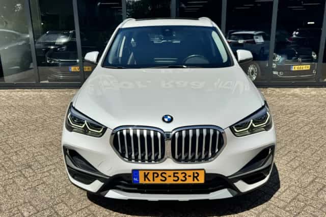 BMW X1 (2020) thumbnail 3