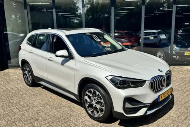 BMW X1 (2020) thumbnail 4