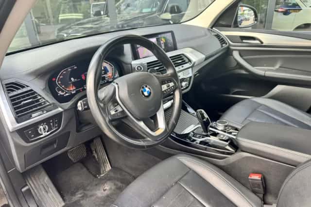 BMW X3 (2021) thumbnail 5
